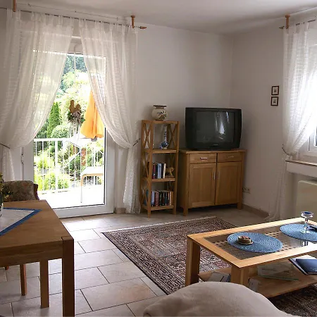 Ferienwohnung-mosel דירה טראבן-טרארבאך